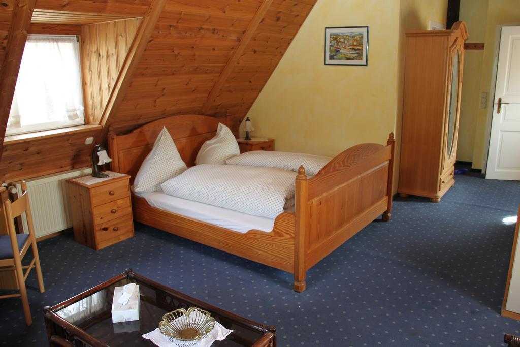 B&B Zum Treppchen Lösnich Pokój zdjęcie